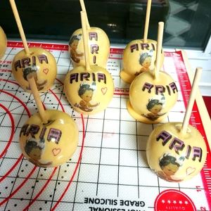 Candy apples with anything you want printed on it